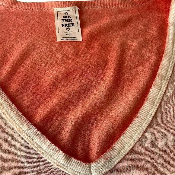 Free People We the Free Long Sleeve Peachy Salmon Color Tunic Tee NWOT x-small - Picture 11 of 13